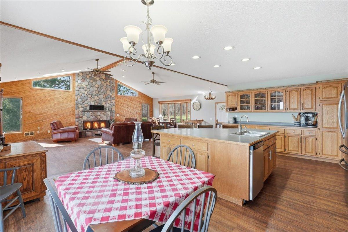 11-4179 Green Trail-11.jpg