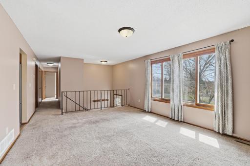 1057 Tamarack Lane, Lino Lakes, MN 55014