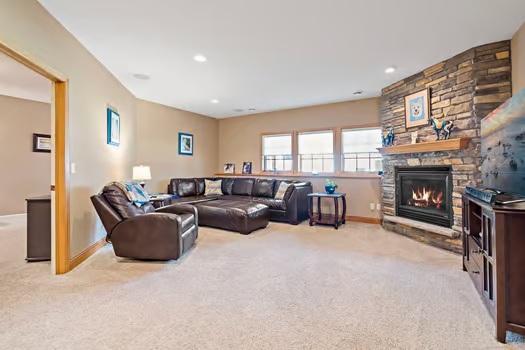 Bright daylight windows in lower level Family Room