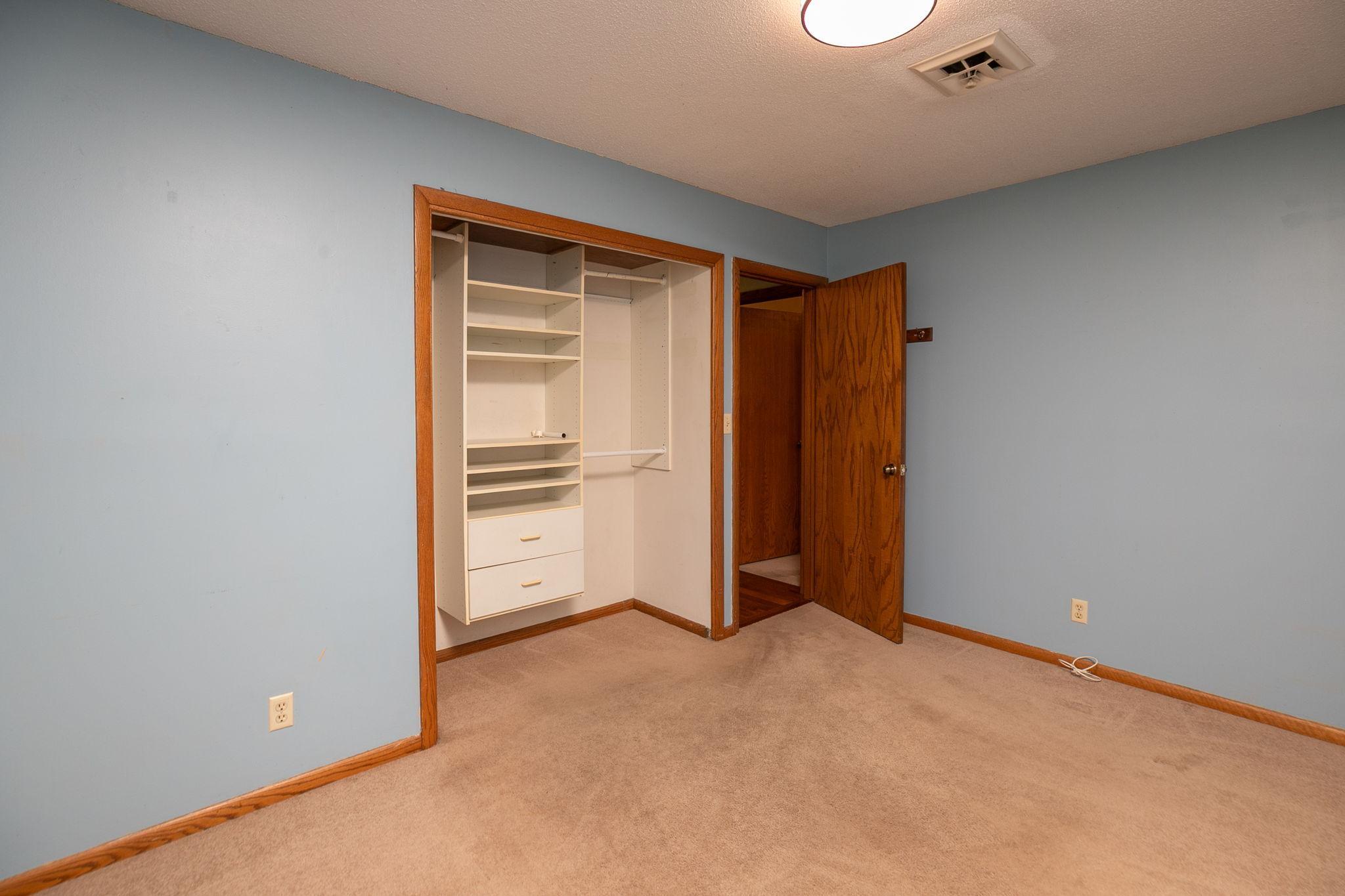18-web-or-mls-18-Bedroom 2.jpg