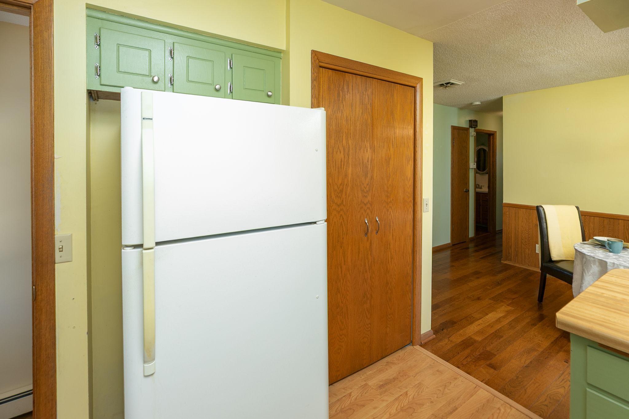 14-web-or-mls-14-Kitchen.jpg