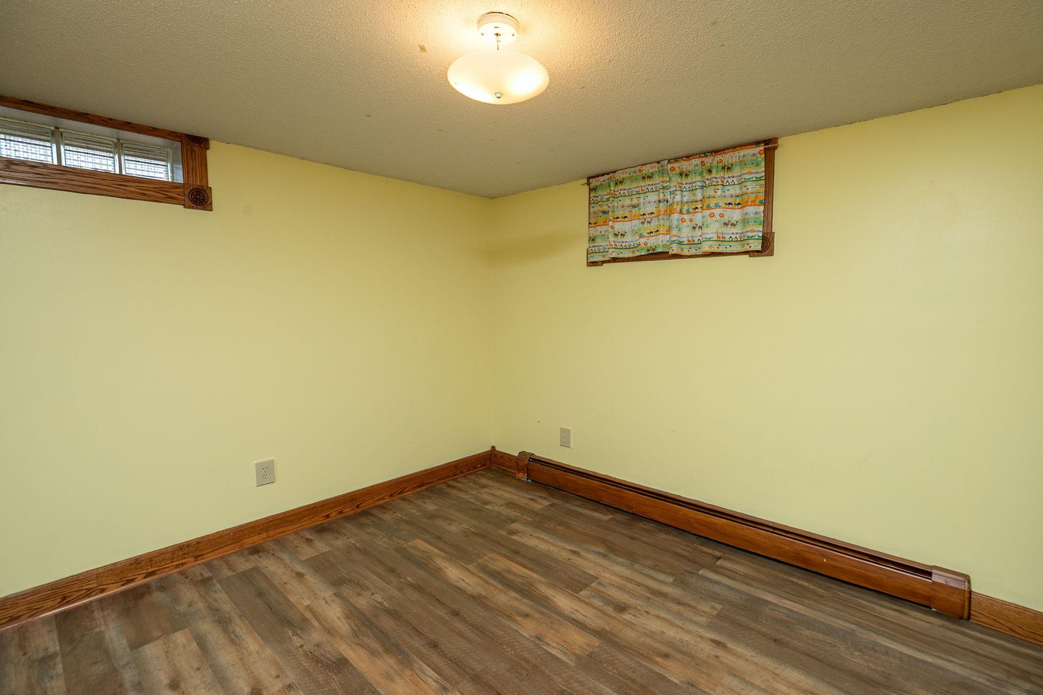 24-web-or-mls-24-Office.jpg