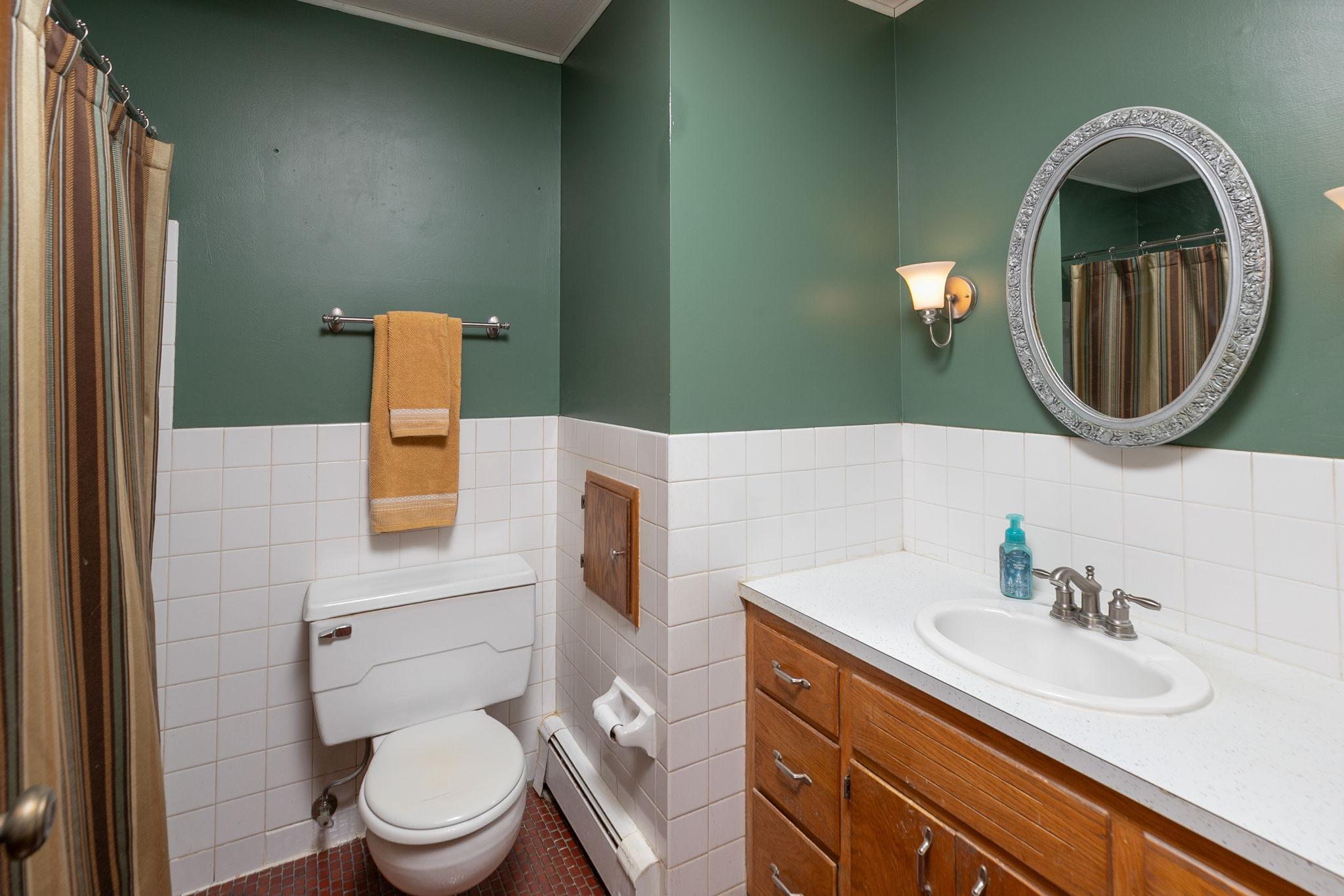 20-web-or-mls-20-Bathroom.jpg