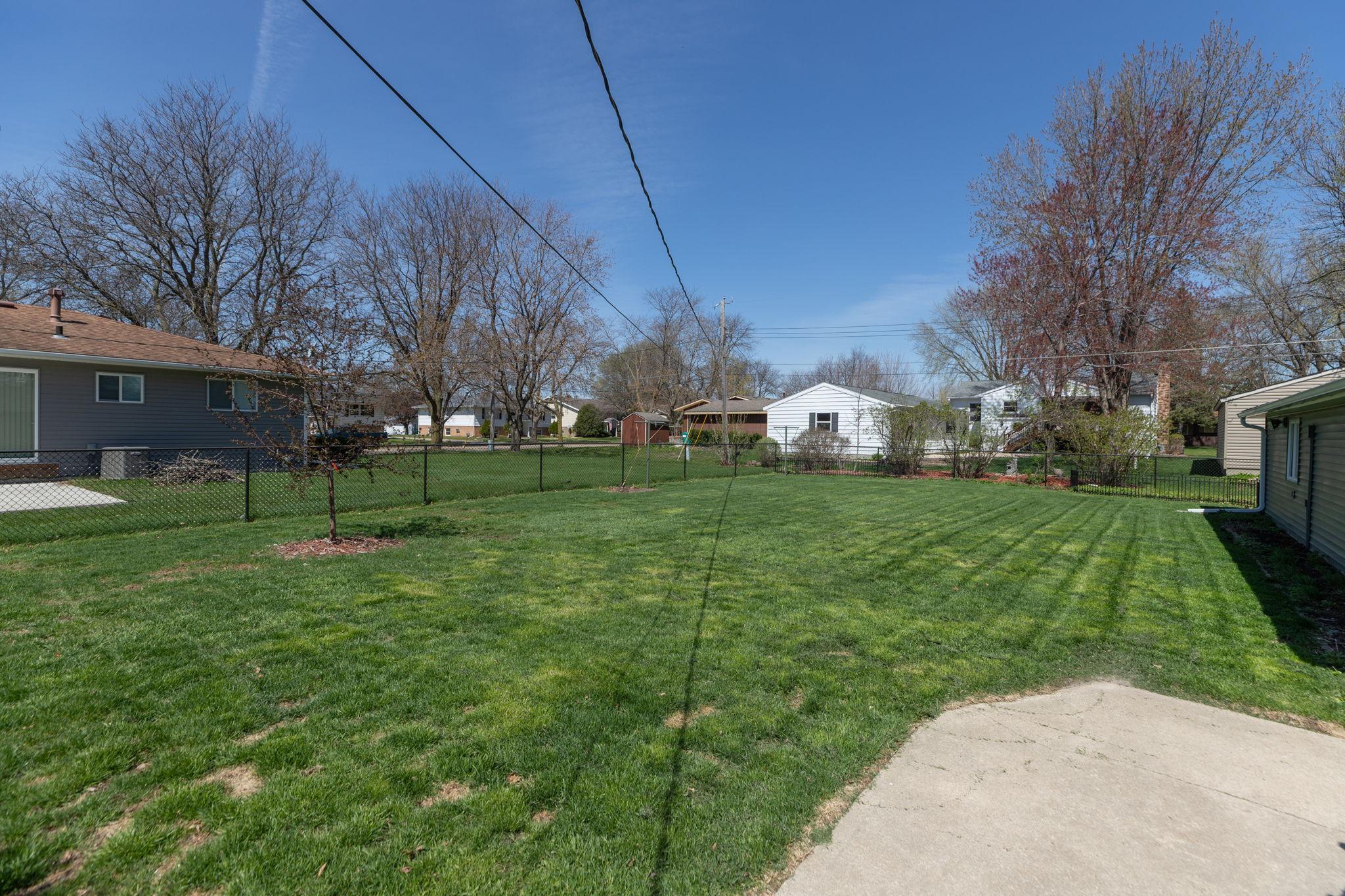38-web-or-mls-38-Back View.jpg