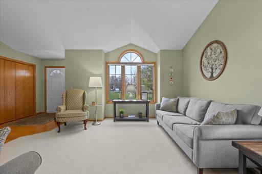 6307 Deerwood Lane, Lino Lakes, MN 55014