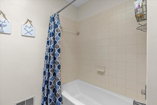 6307 Deerwood Lane, Lino Lakes, MN 55014