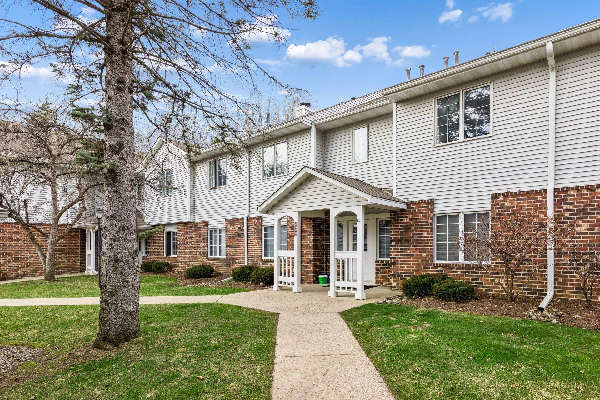 3563 Blue Jay Way - Spacecrafting - 0002.jpg