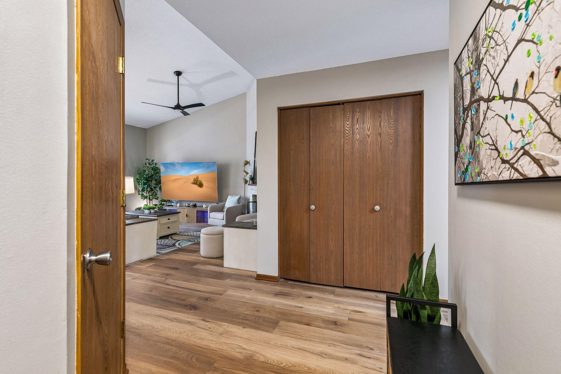 3563 Blue Jay Way - Spacecrafting - 0004.jpg