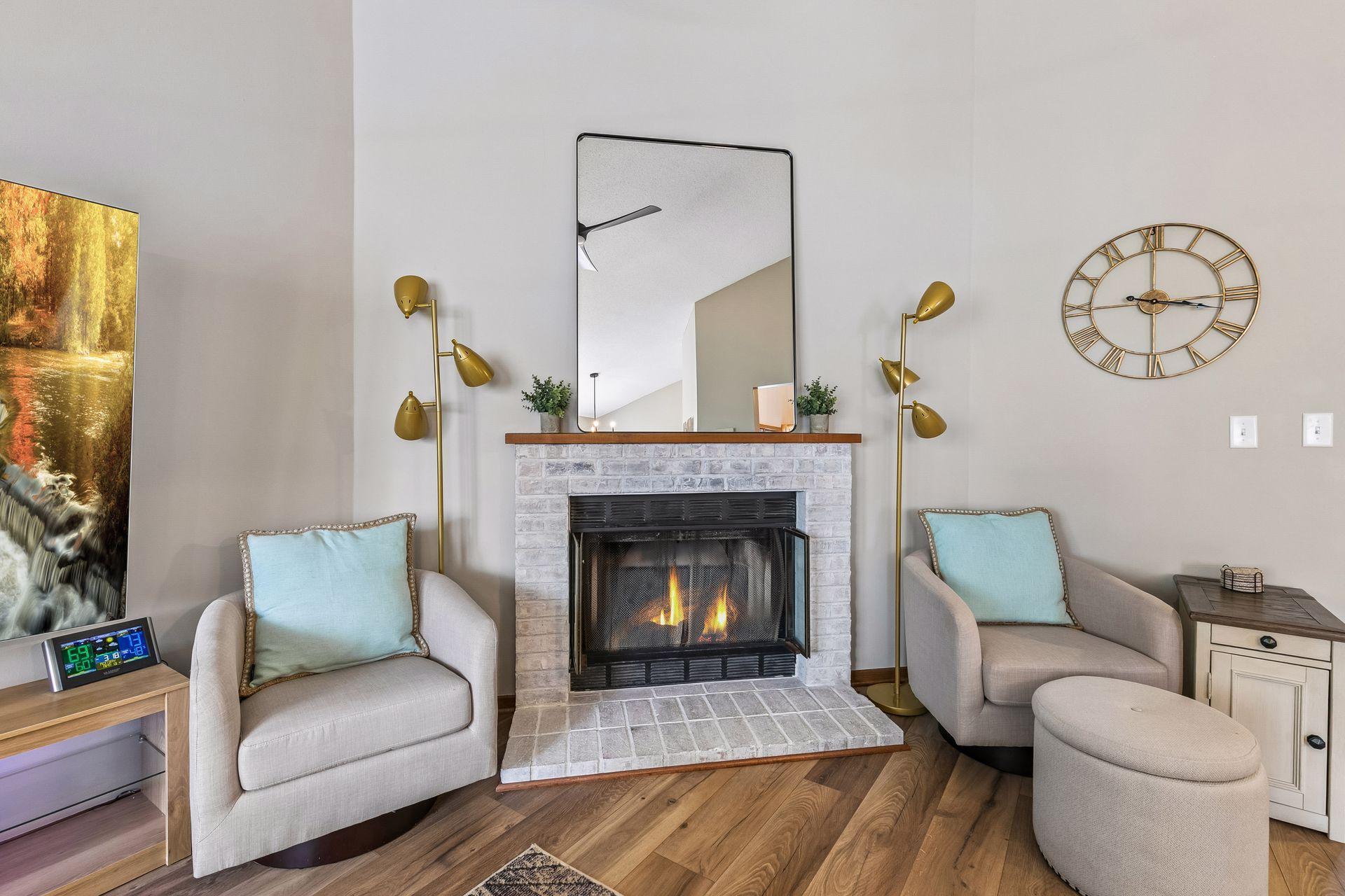 3563 Blue Jay Way - Spacecrafting - 0009.jpg