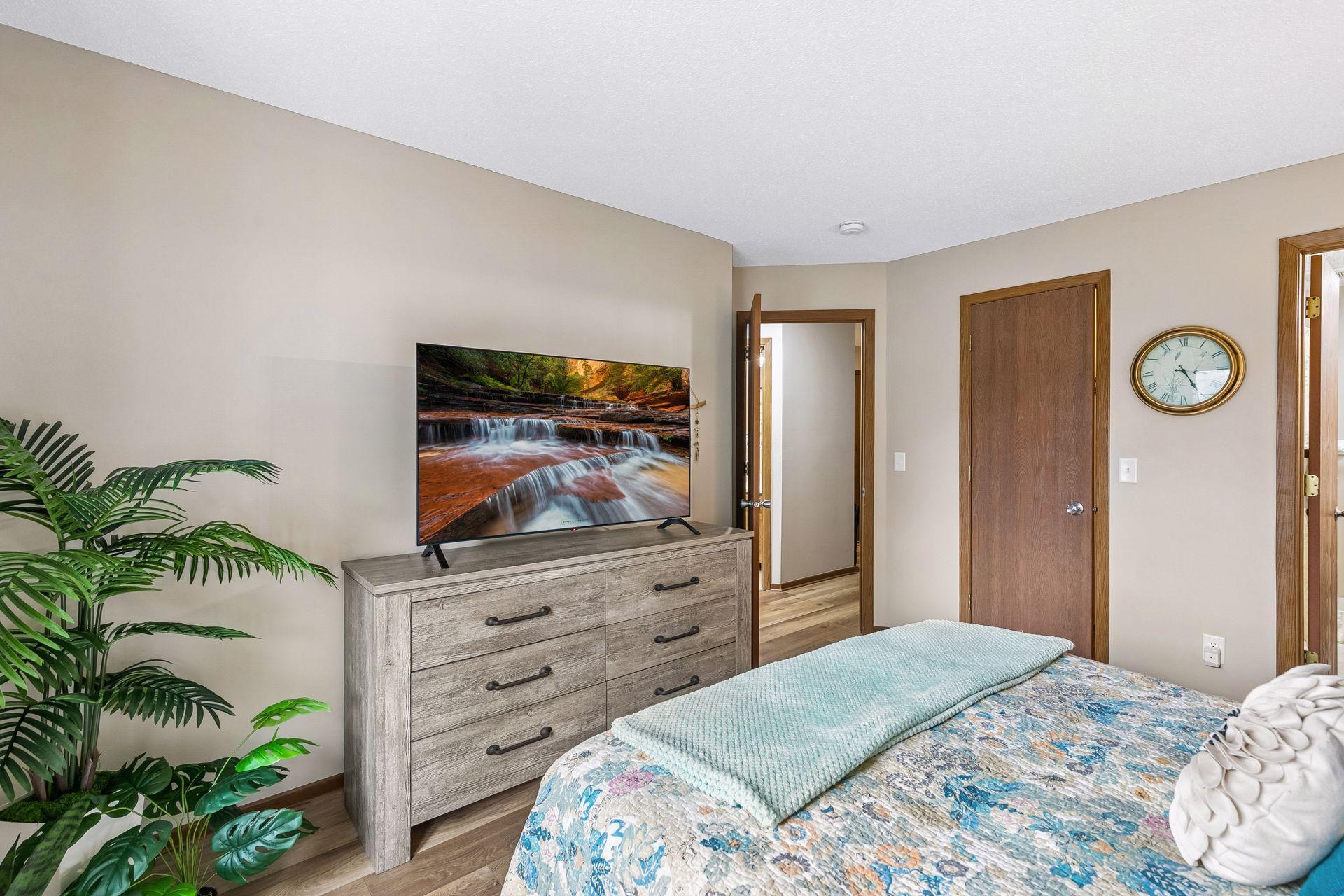 3563 Blue Jay Way - Spacecrafting - 0019.jpg