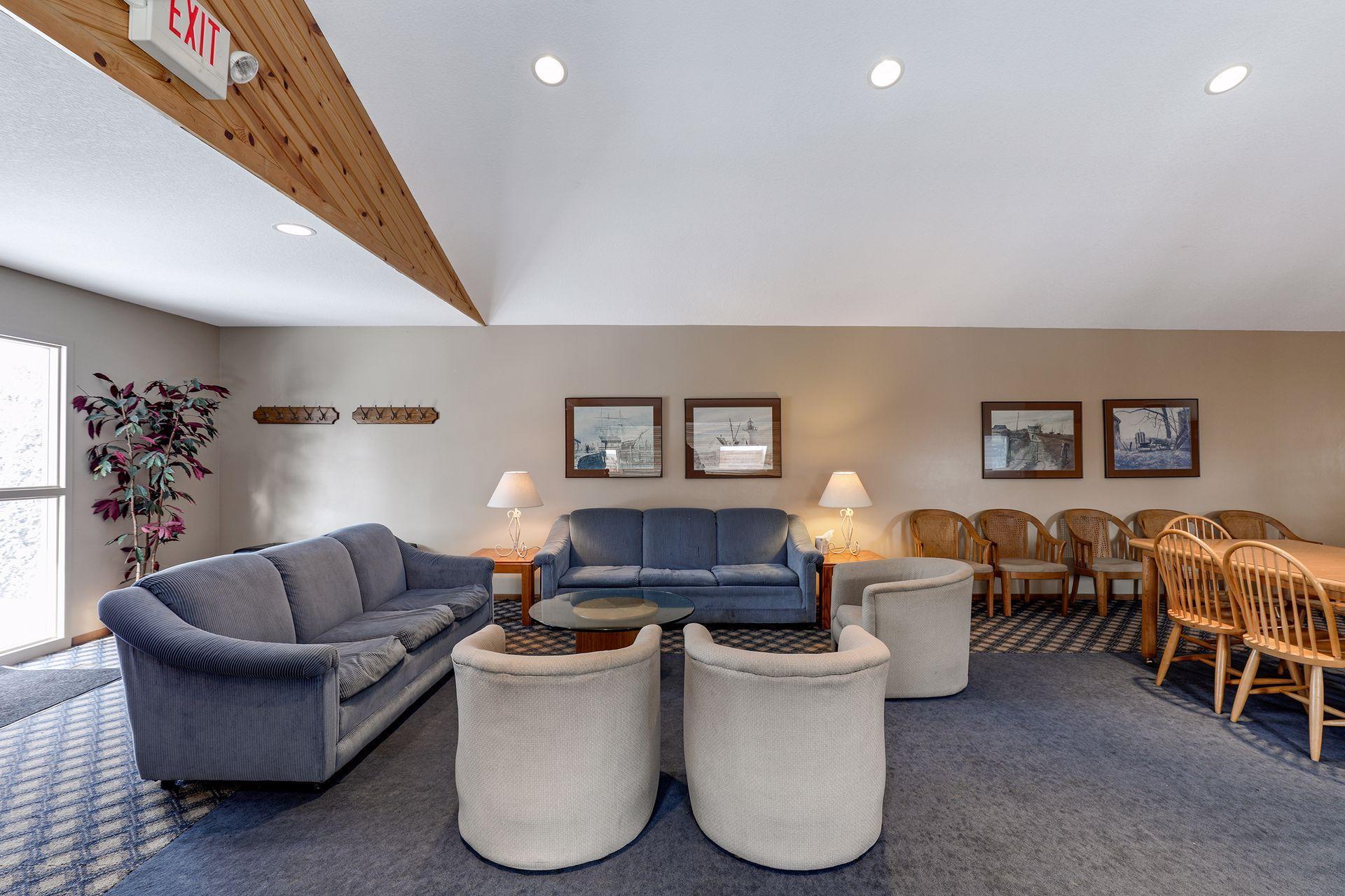 3563 Blue Jay Way - Spacecrafting - 0032.jpg