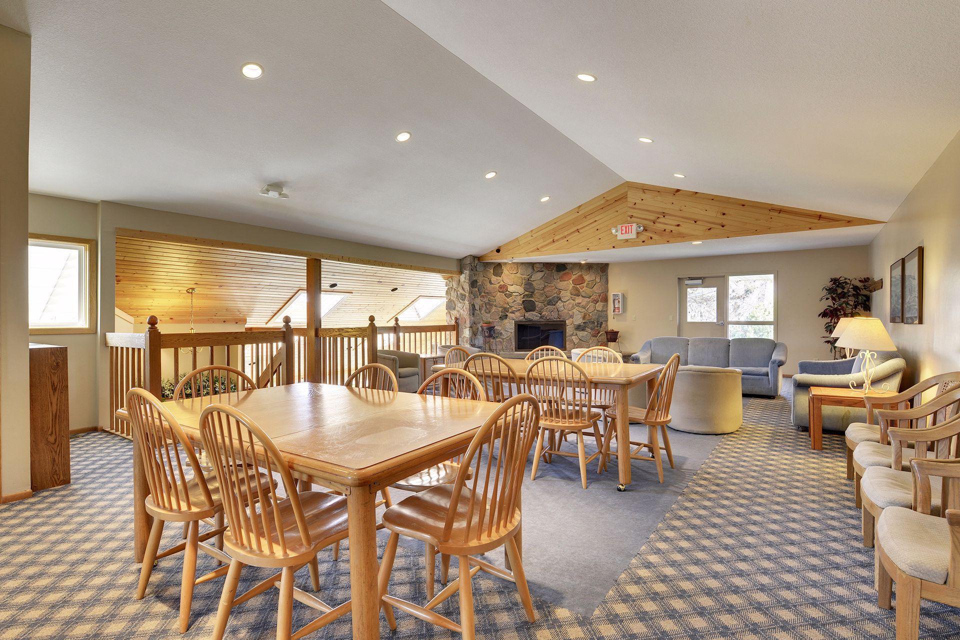 3563 Blue Jay Way - Spacecrafting - 0035.jpg