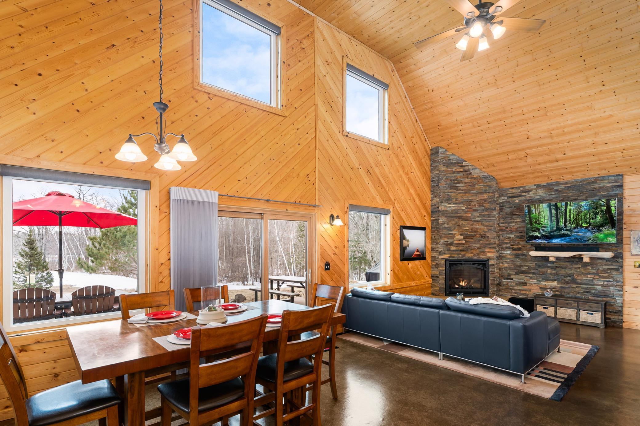 Dine in, or al fresco