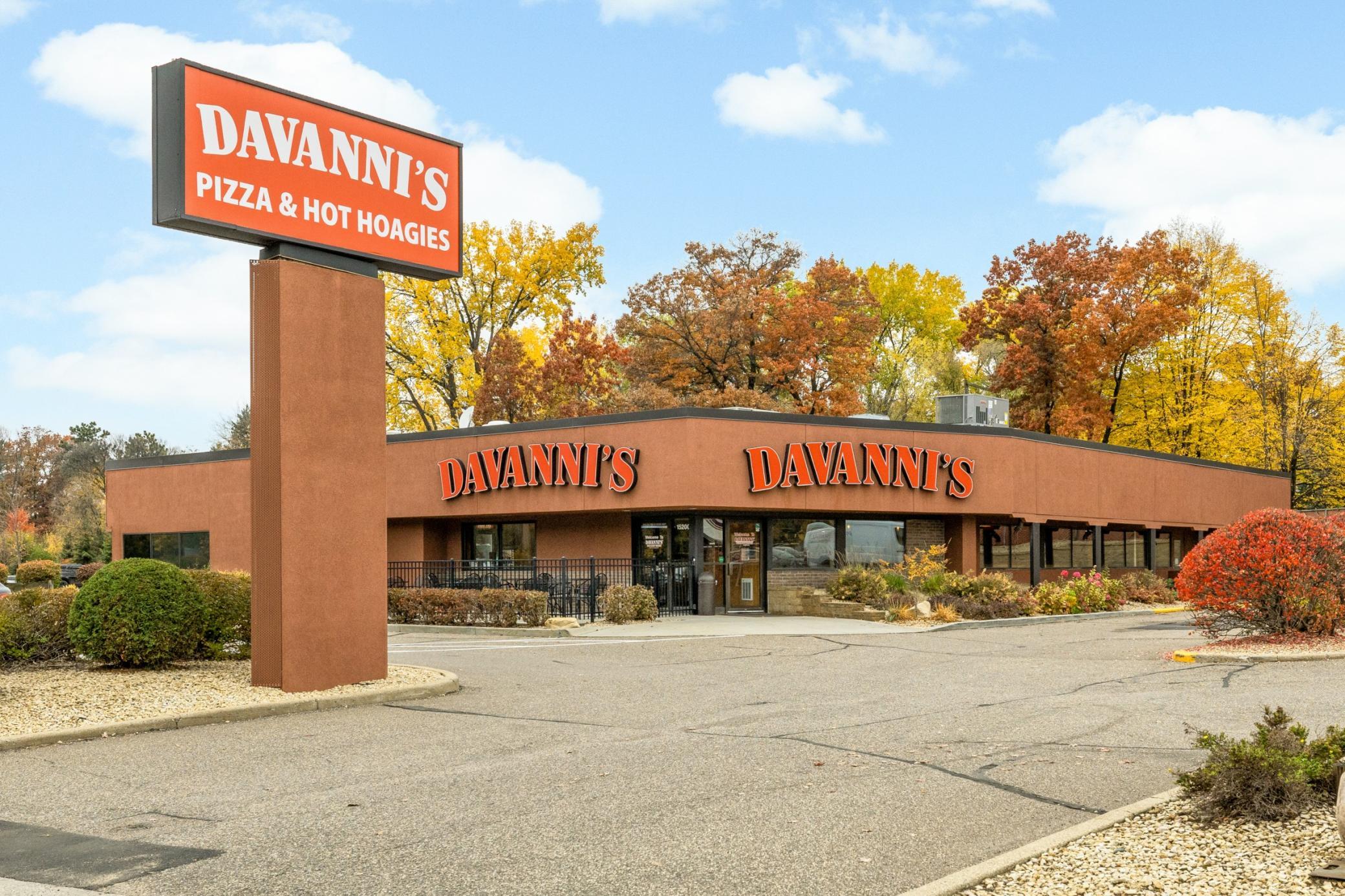 So many great eateries in the area.