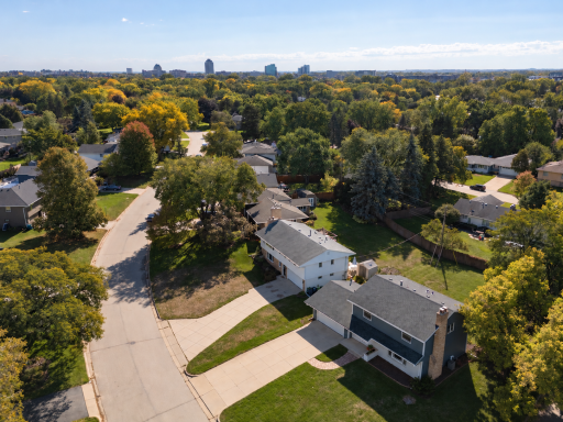 4921 Trillium Lane, Edina, MN 55435