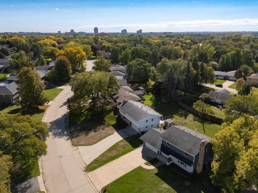 4921 Trillium Lane, Edina, MN 55435