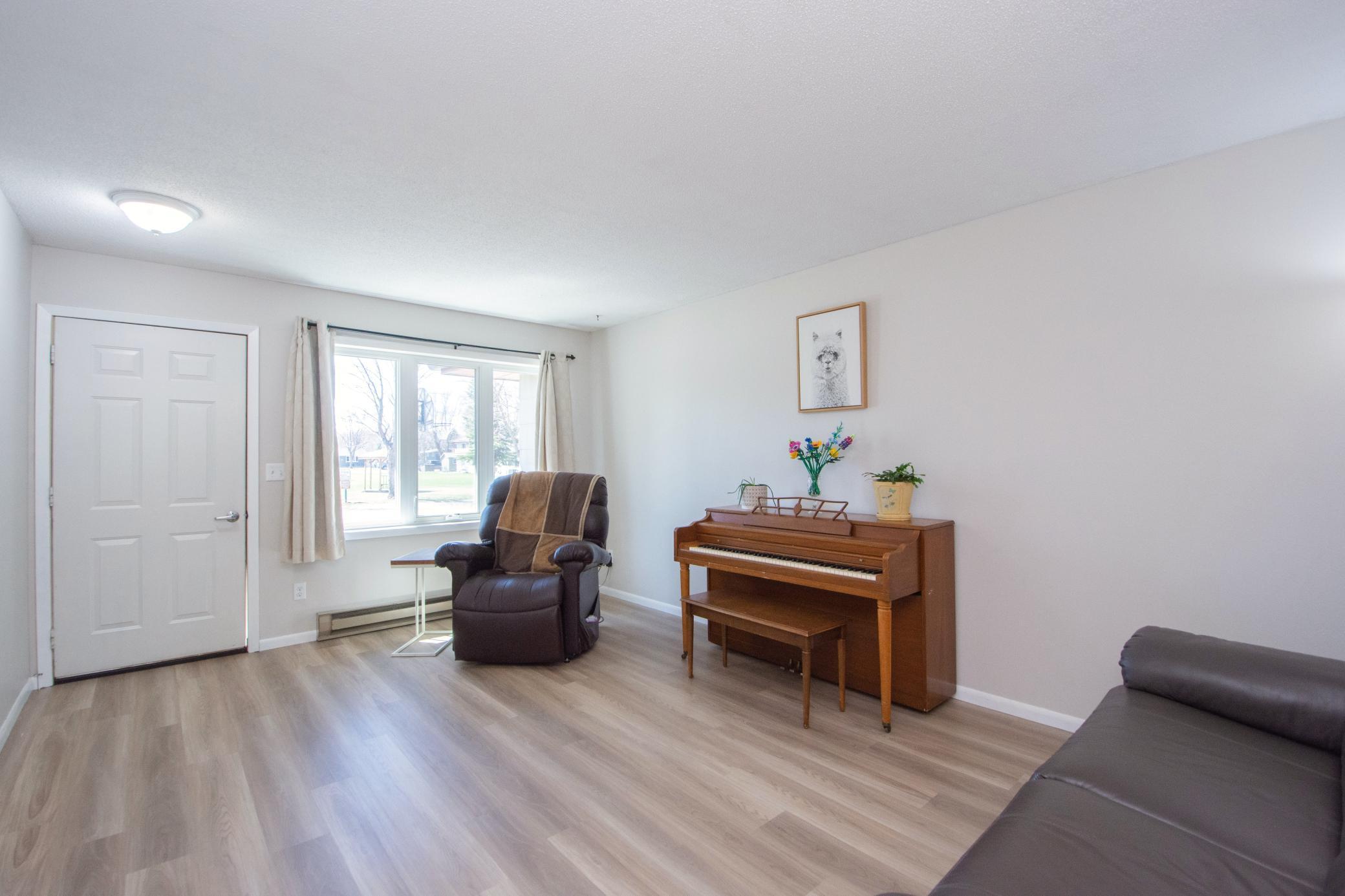 5 -Main Living Room.jpg