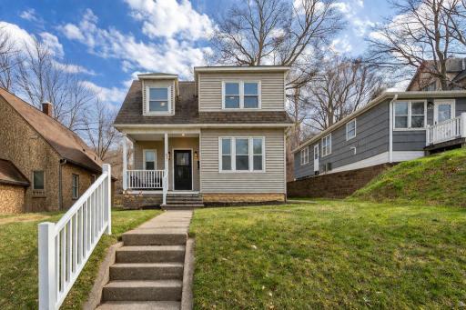 407 E Pleasant Street, Mankato, MN 56001