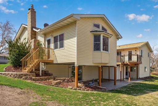 7910 W Park Hills Drive, Bloomington, MN 55438