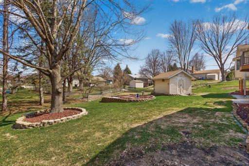 7910 W Park Hills Drive, Bloomington, MN 55438