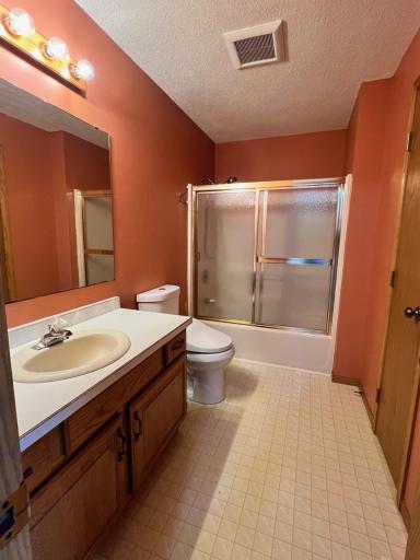 Bathroom #2 - main floor