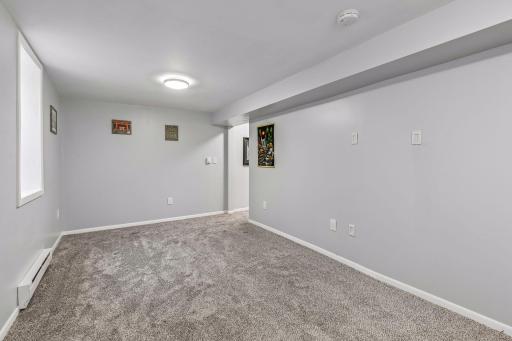 8655 135th Street West - Spacecrafting - 0028.jpg