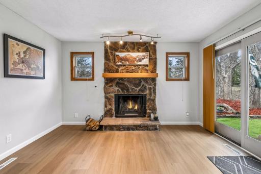 8655 135th Street West - Spacecrafting - 0015.jpg