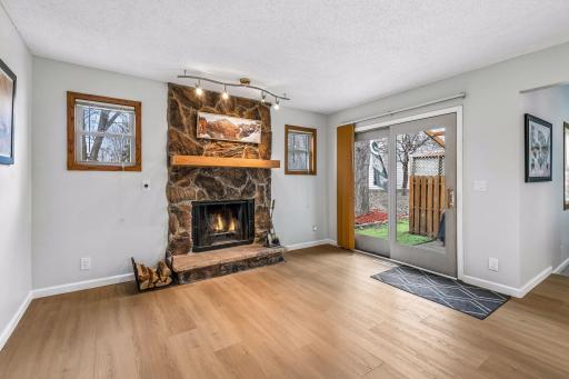 8655 135th Street West - Spacecrafting - 0016.jpg