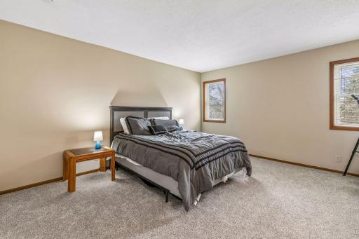 8655 135th Street West - Spacecrafting - 0019.jpg