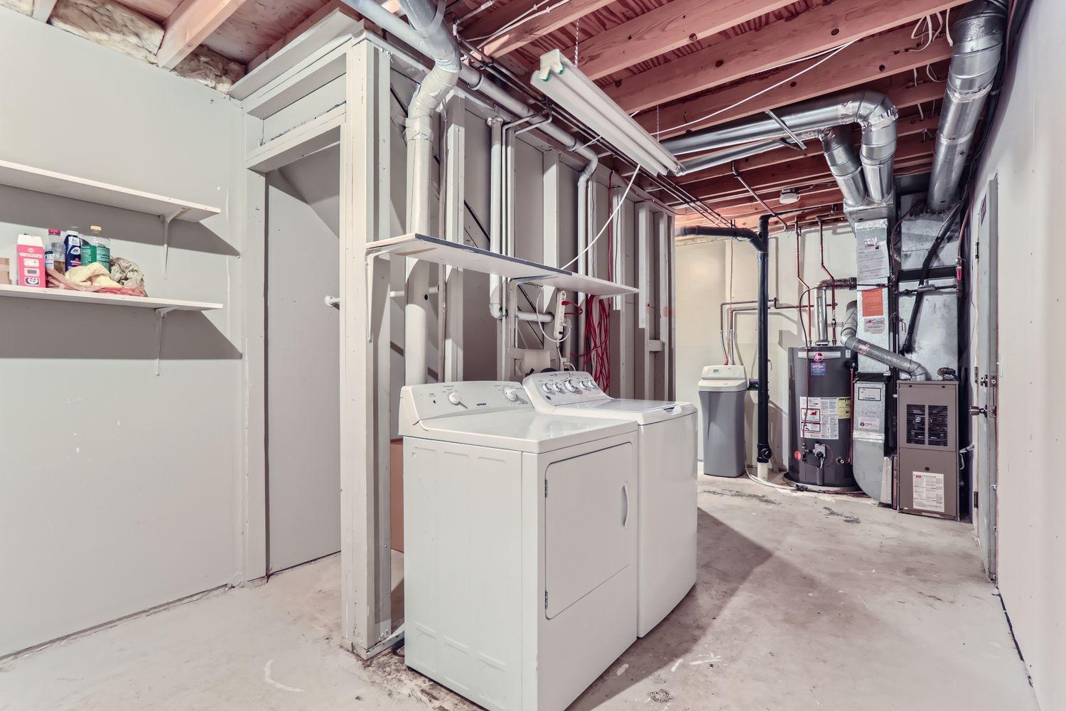 1869 E 122nd Street - Web Quality - 010 - 16 Laundry Room.jpg