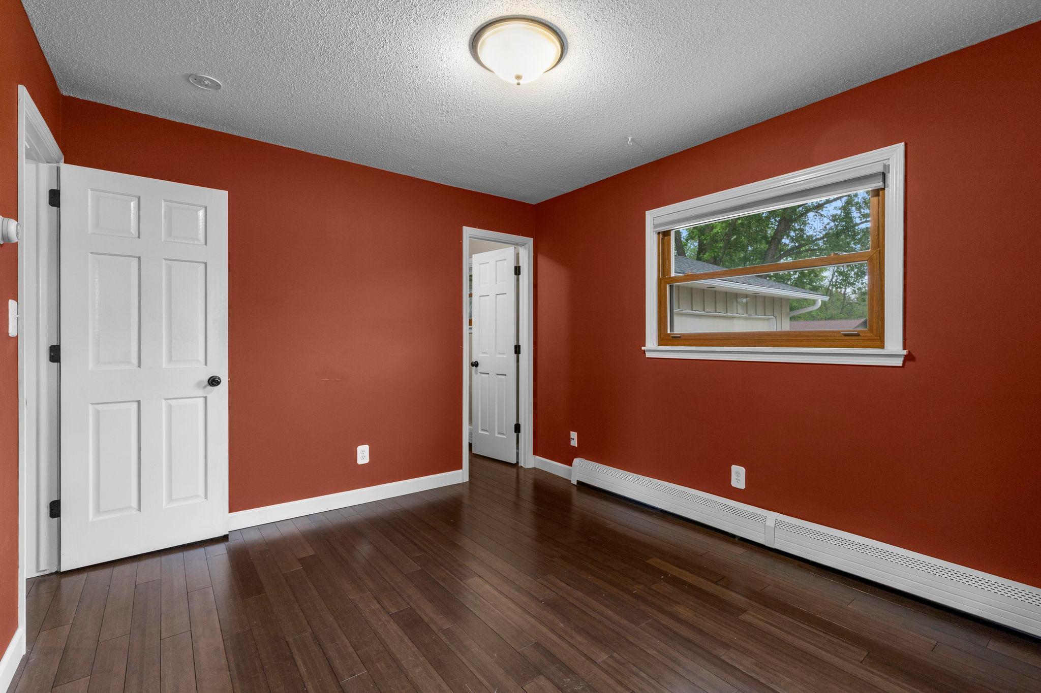32-web-or-mls-174 Cannon View Dr-105.jpg