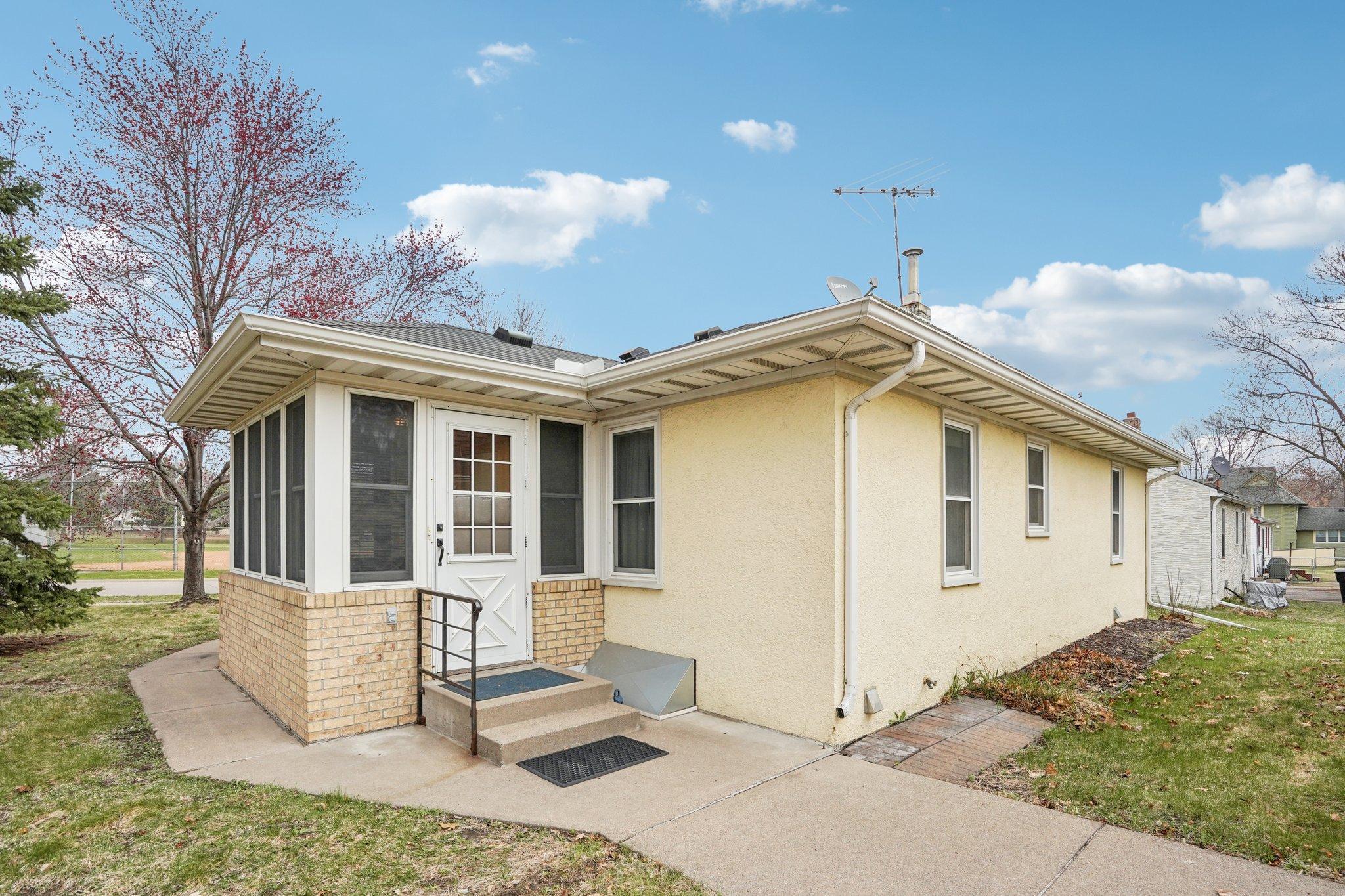 36-web-or-mls-Park St-S1504-028.jpg