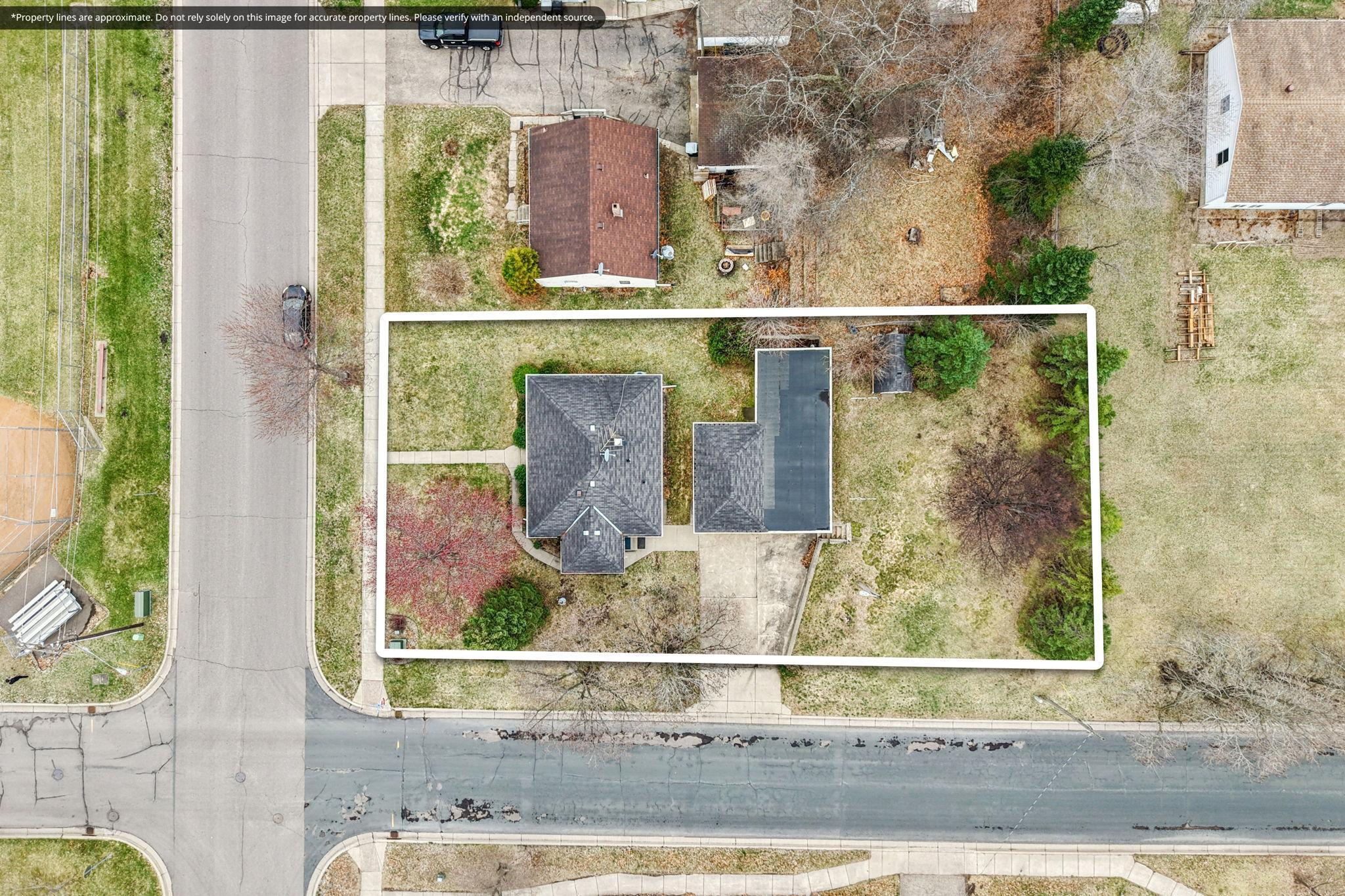 49-web-or-mls-40-print-Park St-S1504-040-property_lines.jpg