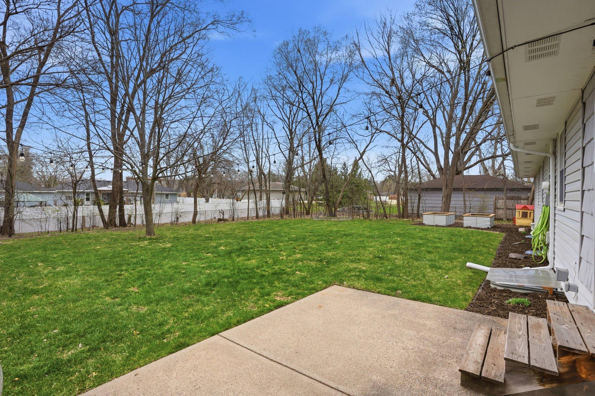 Huge backyard fenced in