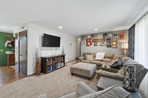 762 113th Circle NE, Minneapolis, MN 55434