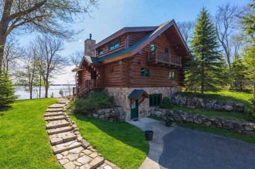 9494 Green Fern Lane, Pequot Lakes, MN 56472