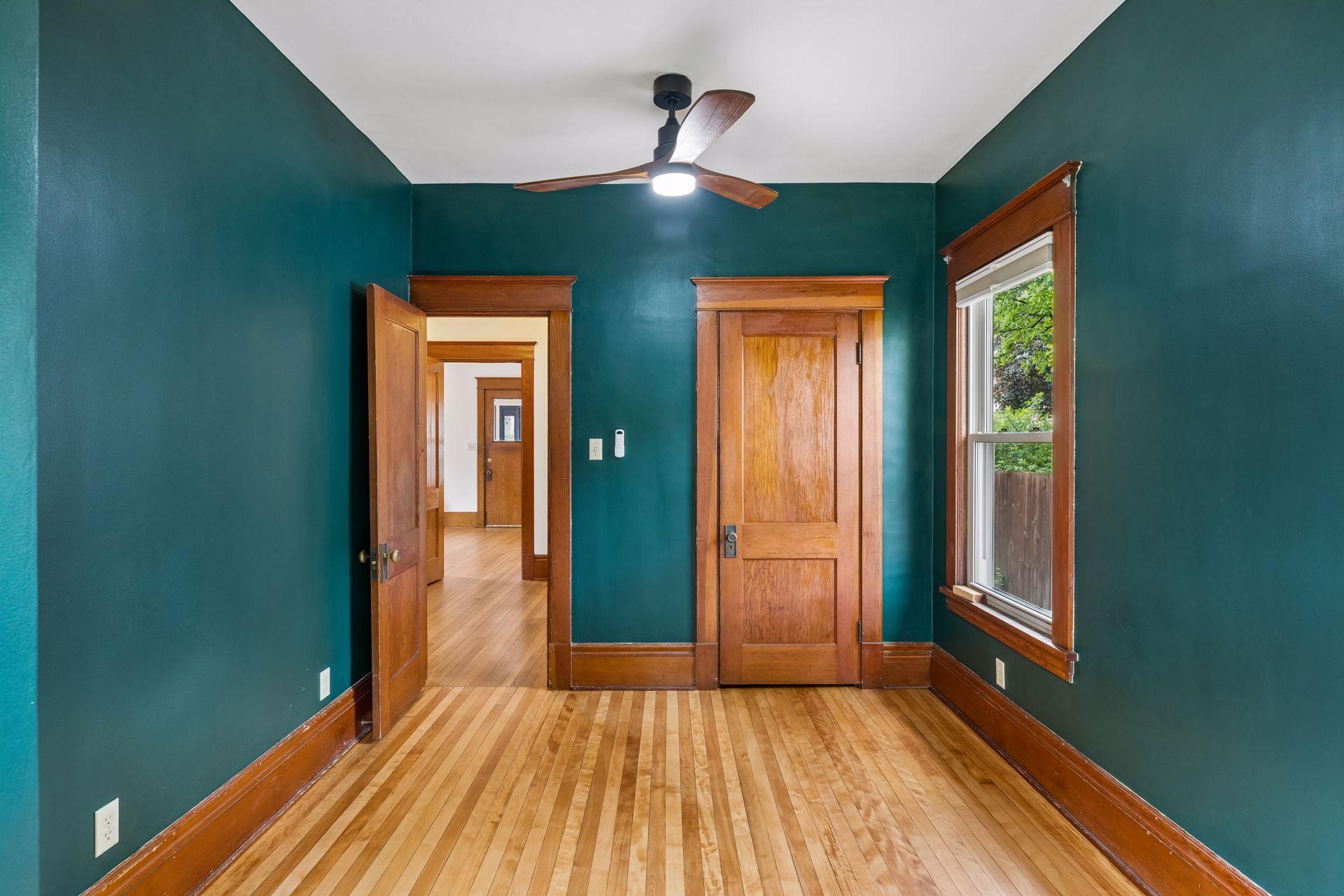 1413 Como Avenue, Saint Paul, MN 55108