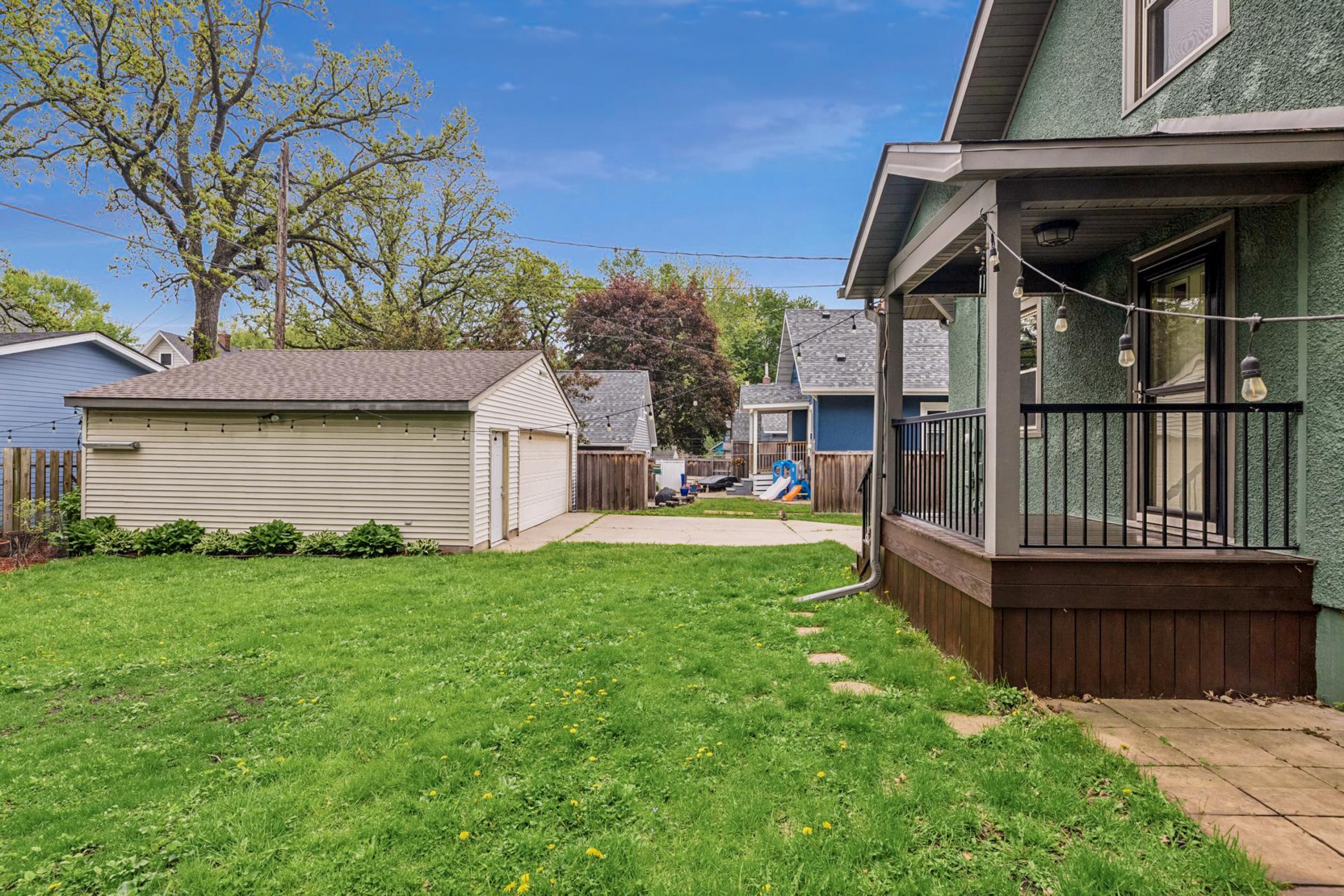 1413 Como Avenue, Saint Paul, MN 55108