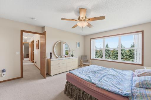 1573 Johnny Cake Alcove, Eagan, MN 55122