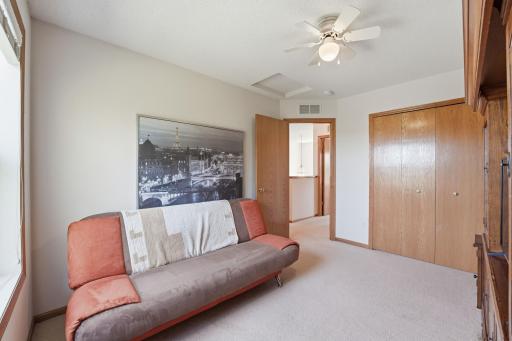 1573 Johnny Cake Alcove, Eagan, MN 55122