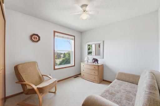 1573 Johnny Cake Alcove, Eagan, MN 55122