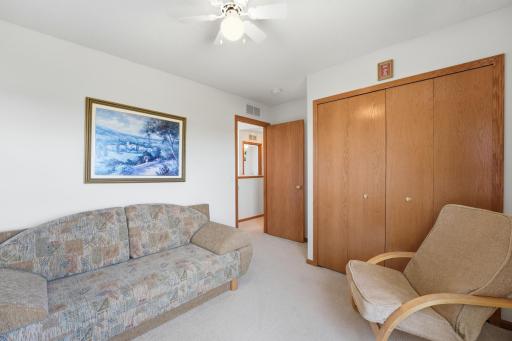 1573 Johnny Cake Alcove, Eagan, MN 55122