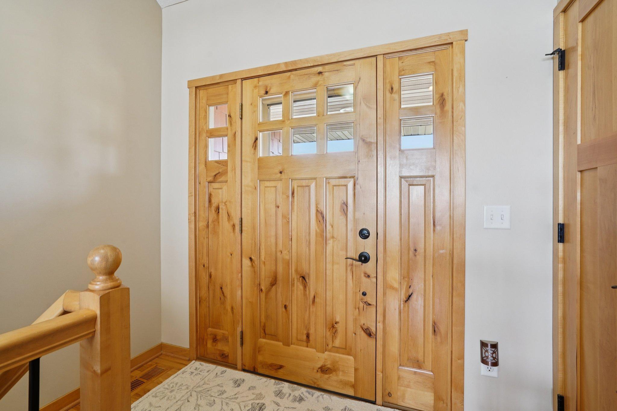 5-web-or-mls-Morningside Ct-S0804-005.jpg