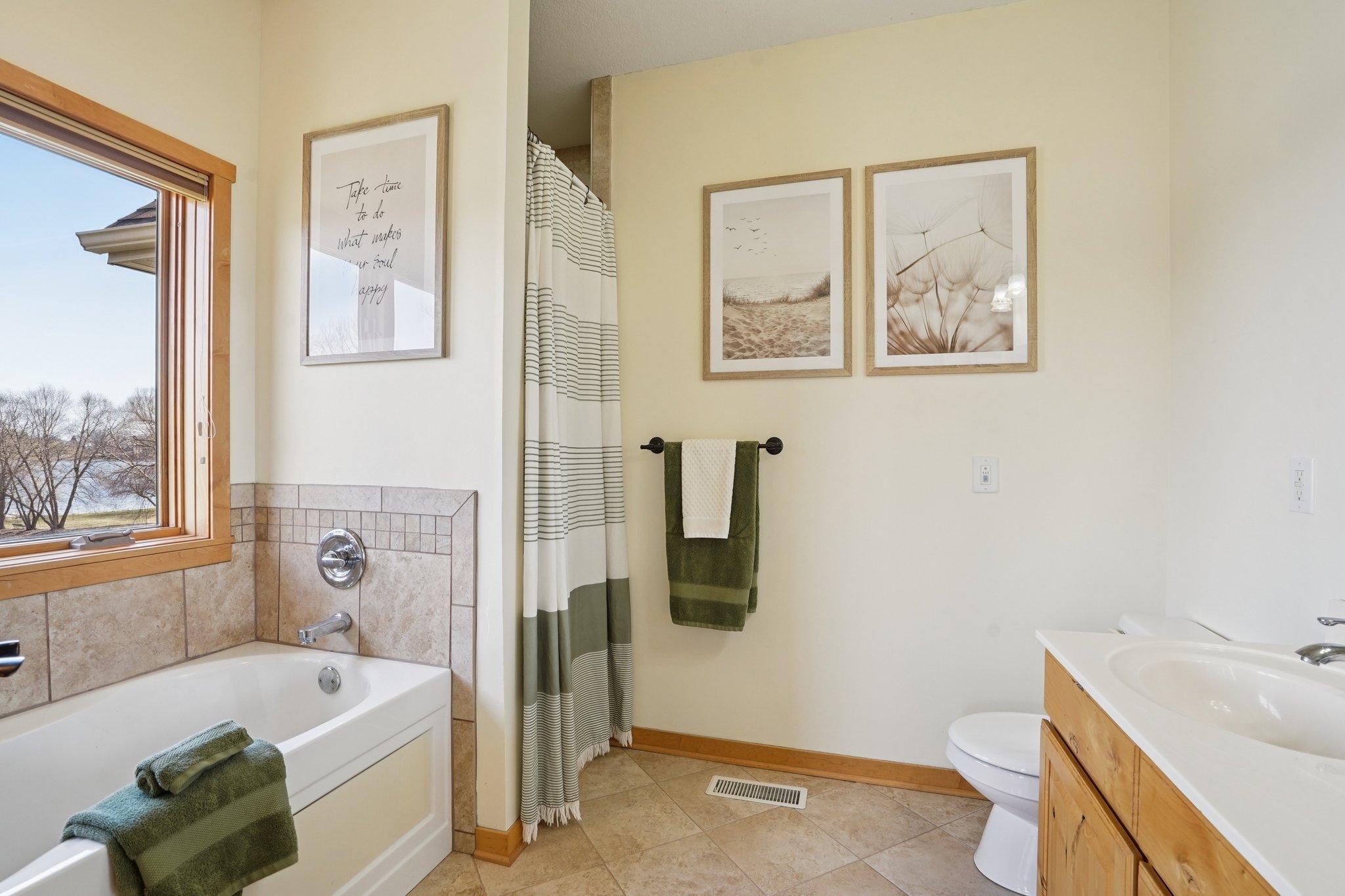 53-web-or-mls-Morningside Ct-S0804-053.jpg