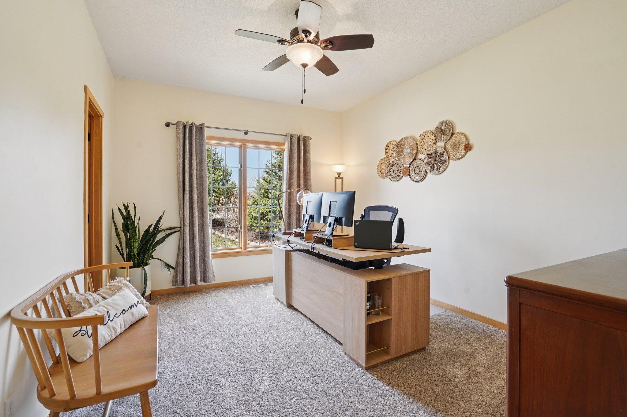 29-web-or-mls-Morningside Ct-S0804-029.jpg