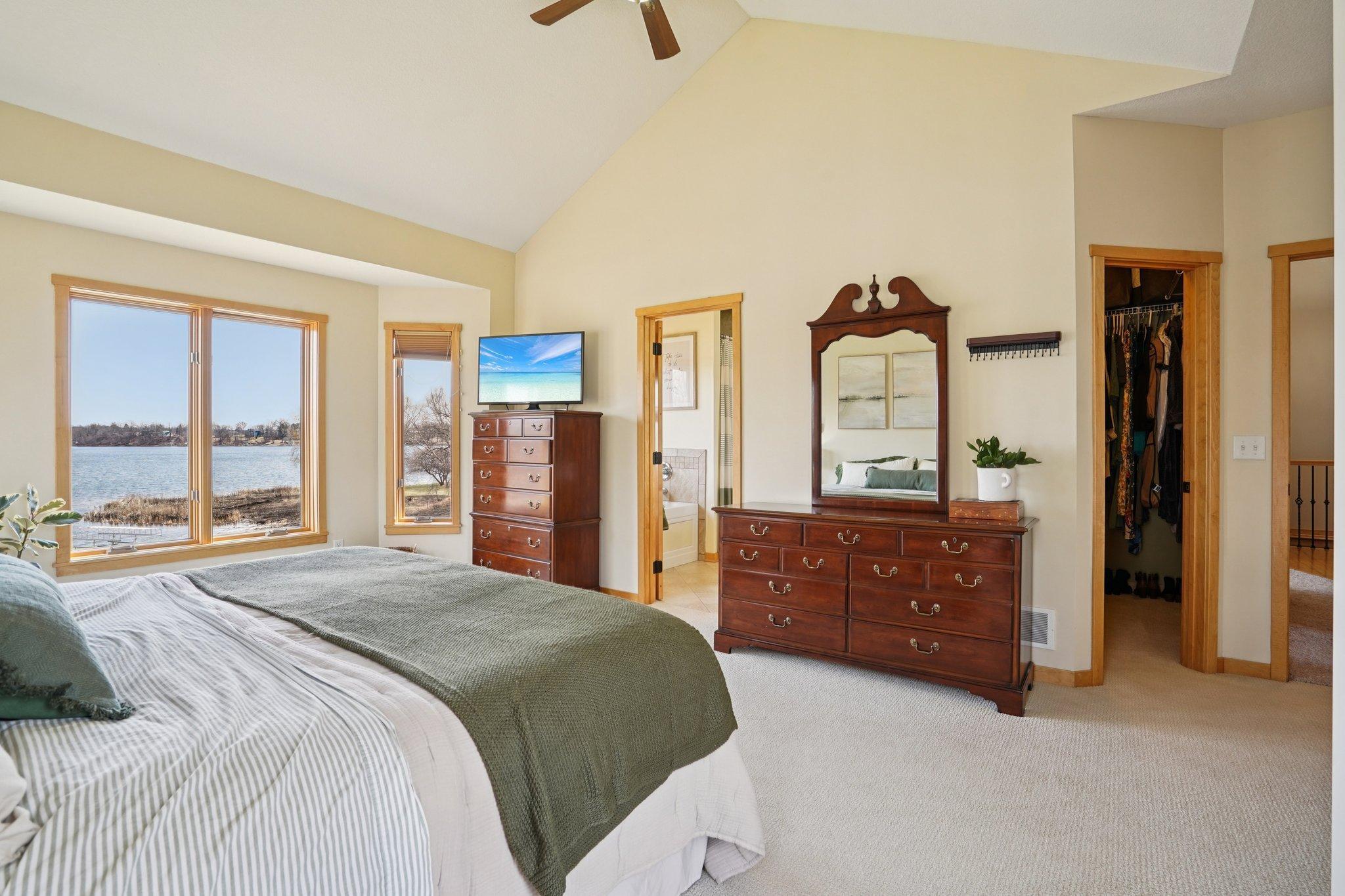 49-web-or-mls-Morningside Ct-S0804-049.jpg