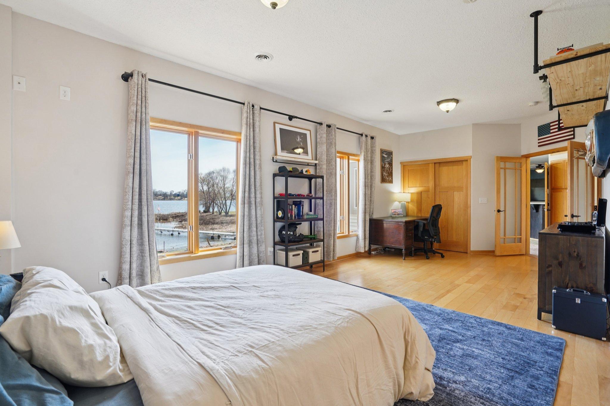 36-web-or-mls-Morningside Ct-S0804-036.jpg