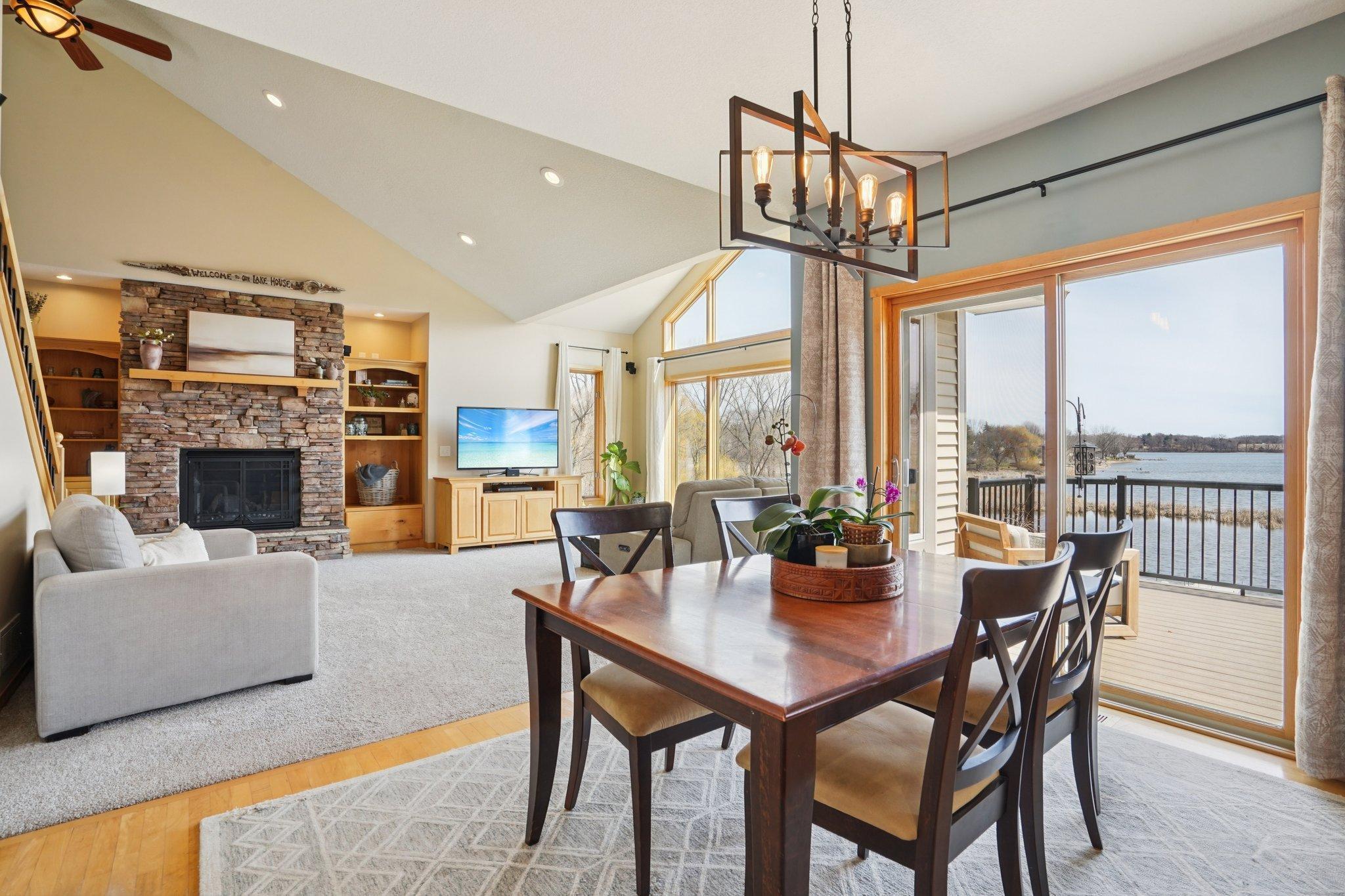 21-web-or-mls-Morningside Ct-S0804-021.jpg