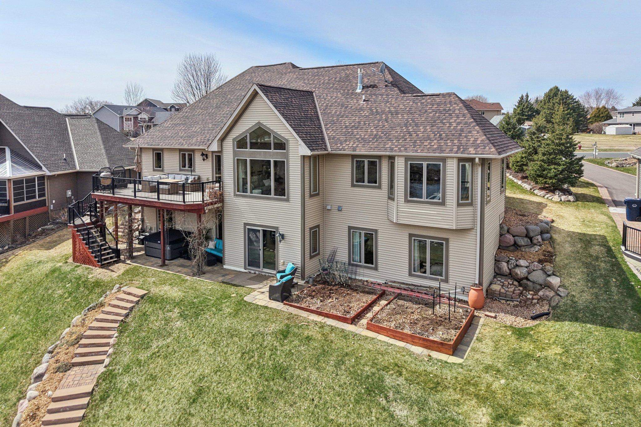 79-web-or-mls-Morningside Ct-S0804-079.jpg