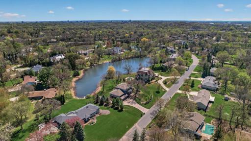 5400 Malibu Drive, Minneapolis, MN 55436